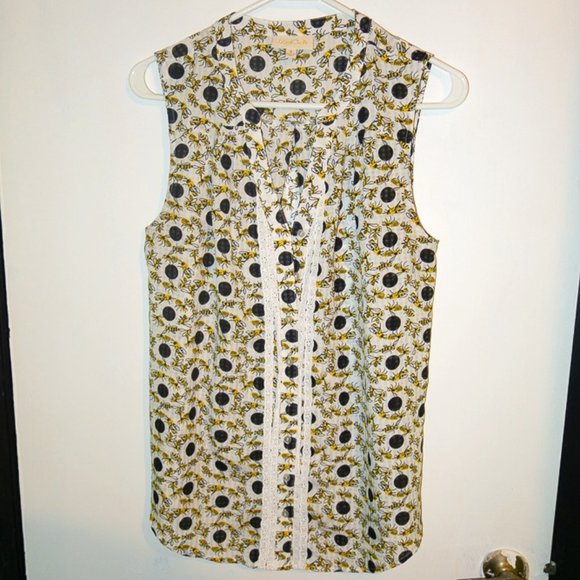 ModCloth BEE and Polka dot sleeveless top! - Picture 1 of 13
